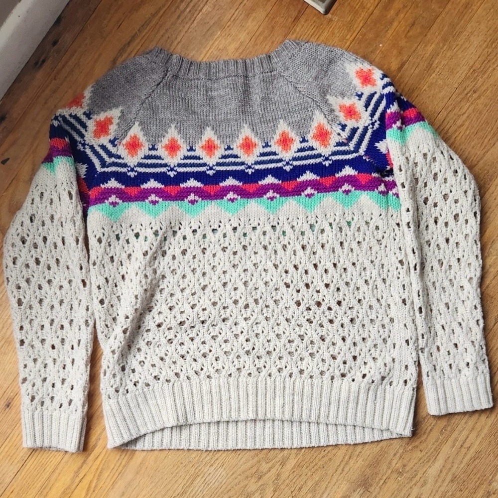 Sweater - Picture 2 of 2